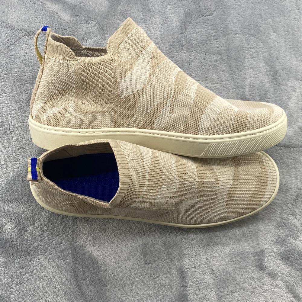 Rothys The Chelsea Ankle Boot Sand Camo Knit Pattern Slip On Shoe Womens 8.5